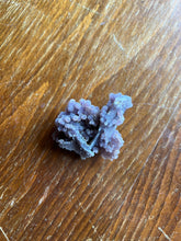 Load image into Gallery viewer, Grape Agate
