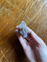 Load image into Gallery viewer, Grape Agate
