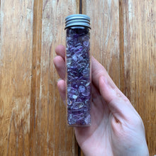 Load image into Gallery viewer, Amethyst chip bottle
