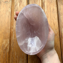 Load image into Gallery viewer, Rose quartz bowl
